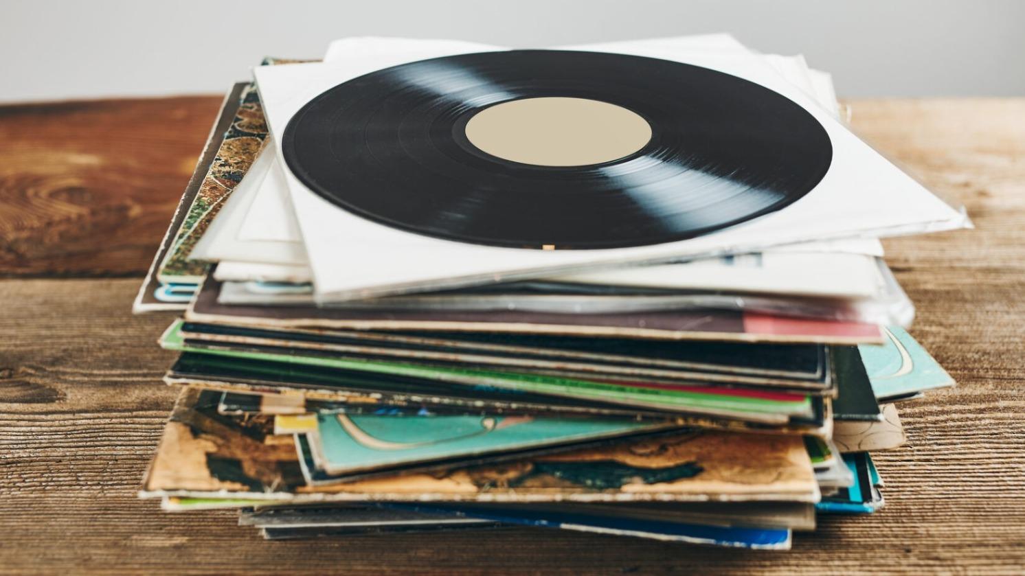 From Chart-Toppers to Cart-Stoppers: 5 E-Commerce Lessons from Taylor Swift’s Business Moves