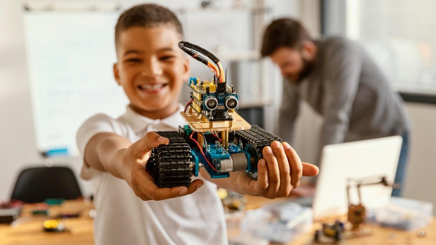 What Ecommerce Sellers Can Learn from LEGO: Build for More Than One Audience