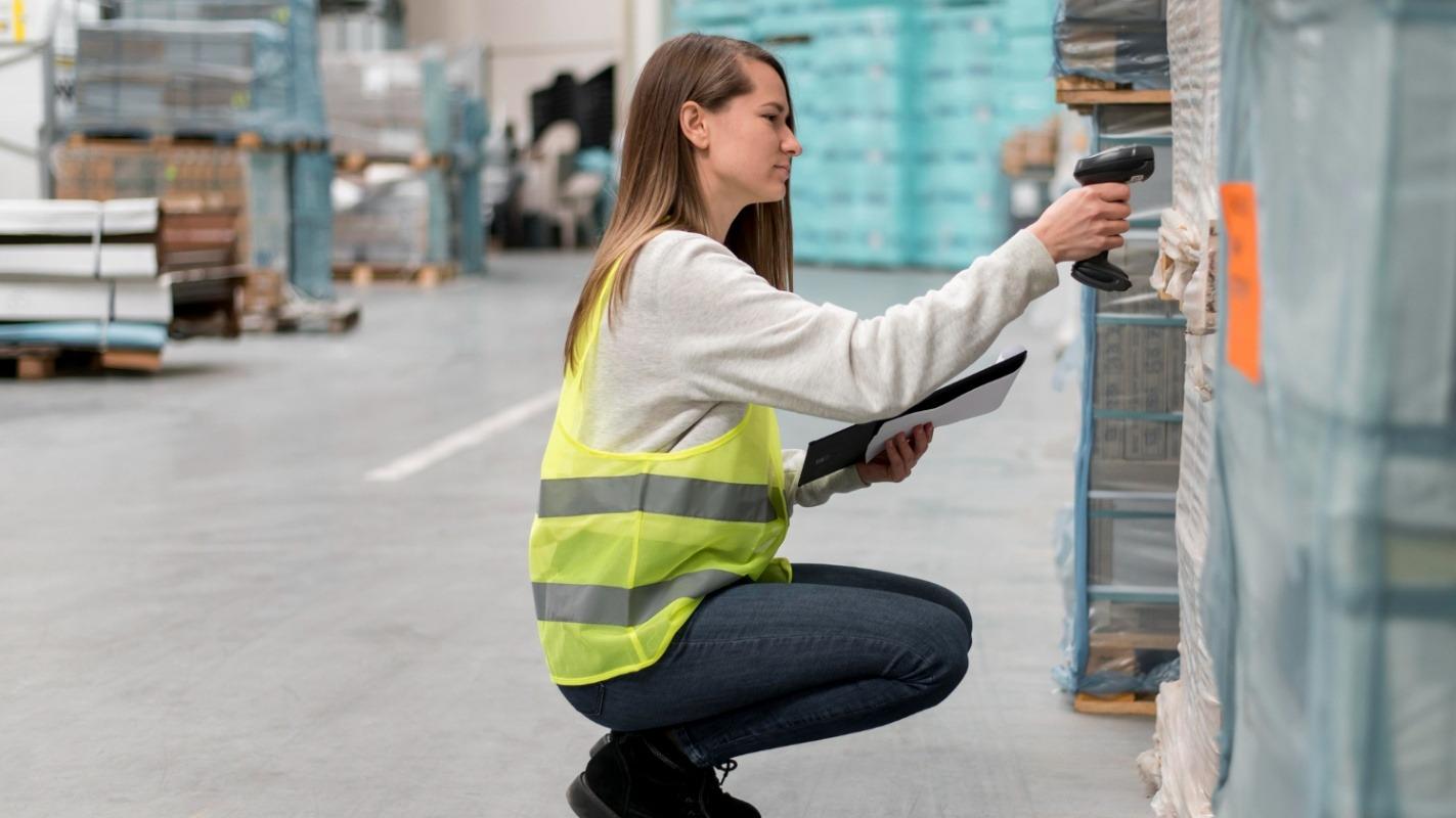 The End of the Barcode Bottleneck: How Item Level RFID is Automating 3PL Inventory